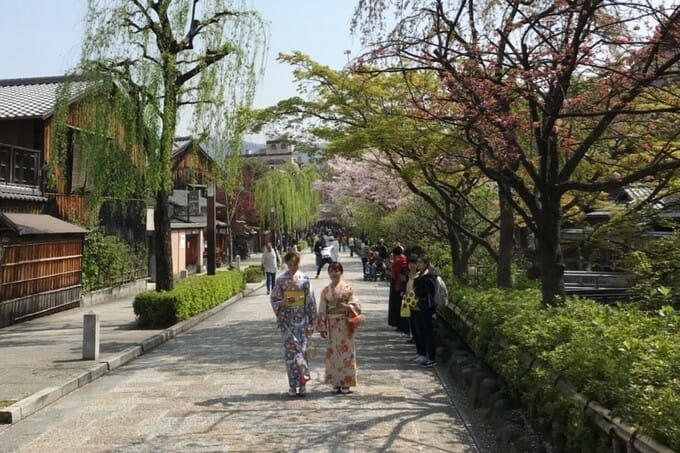 花見小路で着物レンタル