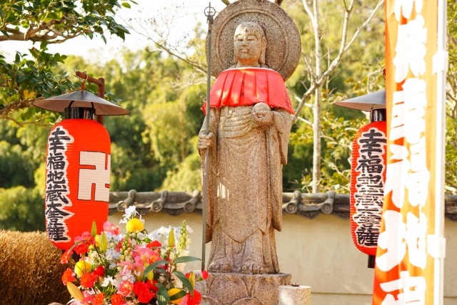 着物レンタルをして鈴虫寺