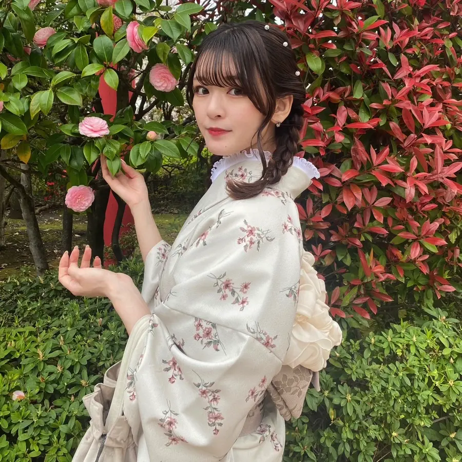 オシャレな洋服のような柄の着物がおすすめ！（パターン3）