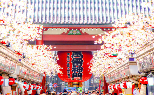 浅草神社へのアクセス・営業時間